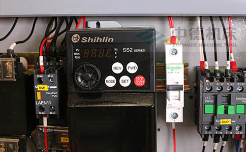 ZDS-432台灣高品質變頻器，更低頻更節能，快速定位.jpg